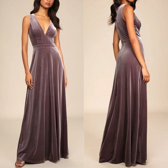 Lulu's Dresses & Skirts - Lulu's Mauve Velvet V-Neck Maxi Dress